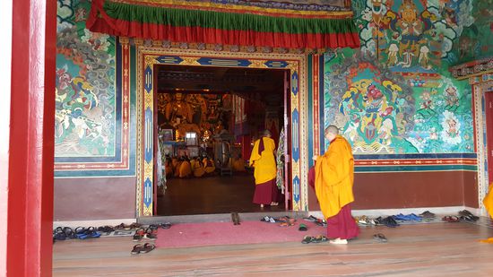 Wir dürfen leider nicht hinein zum Gebet.