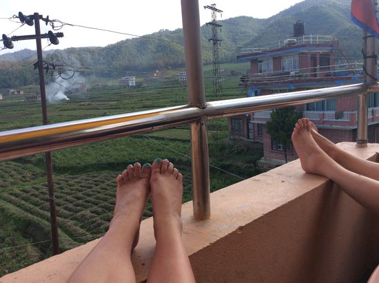 Nach dem Spaziergang entspannen wir etwas.