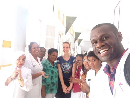 Eins der 1000 Fotos mit einem großen Teil der Nurses..