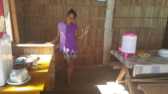 Das ist Tina, die gute Seele--Hein haben wir übrigens nie wieder gesehen