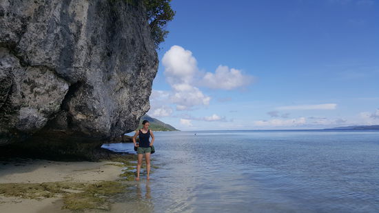 Eigentlich wollten wir noch mal um den Felsen zu den Sandbänken, aber der Wasserstand ist zu hoch