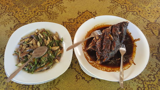 Bohnengemüse und noch irgendwas zum Thunfisch