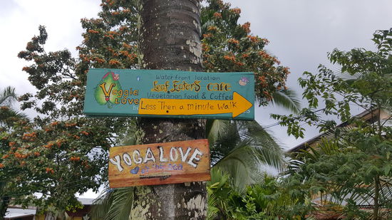 Für 1 US $ geht's per Wassertaxi nach Carenero