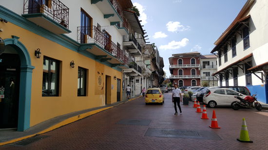 Jetzt sind wir in der "Casco viejo"