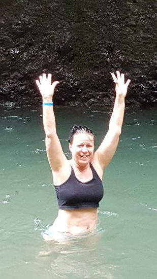 Ich bin eine Mama....holt mich hier rauuus..!!!.