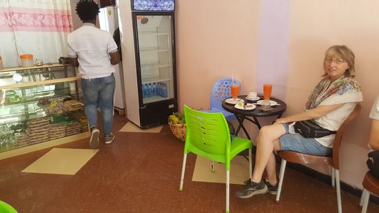 Frühstück im Blue Nil.