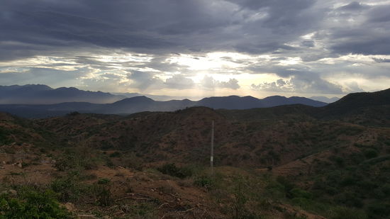 Hinter dem Omo Valley liegt Kenia.