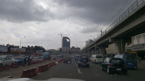 Wir fahren weiter--Alex überlegt, was er uns noch zeigen kann...