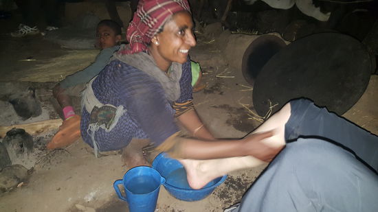 Zum Ende des langen Tag noch eine super angenehme Fuß- und Wadenmassage .