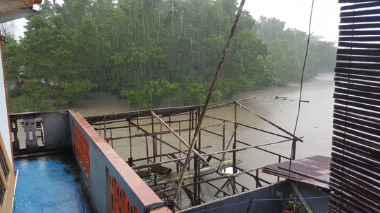 Der Blick vom oberen Stock unseres Hauses