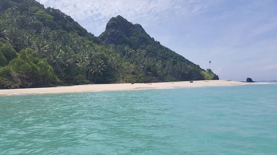 So viele Inseln mit weißen Stränden...