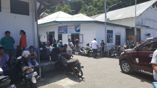 Am Hafen ist schon gut was los...