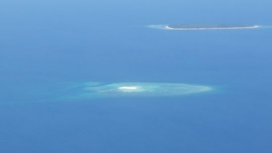 Wir fliegen nicht direkt nach Morotai, sondern haben eine Zwischenlandung in Ternate