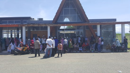 Am Airport: was ist hier heute los??????