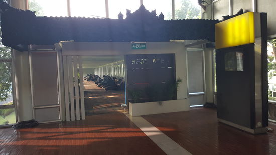 Hier gibt es einen tollen Relaxraum mit Liegen...