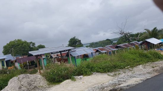 Ein Friedhofsdorf... Oft denkt man, dass es Dörfer sind, aber es sind Friedhöfe..
