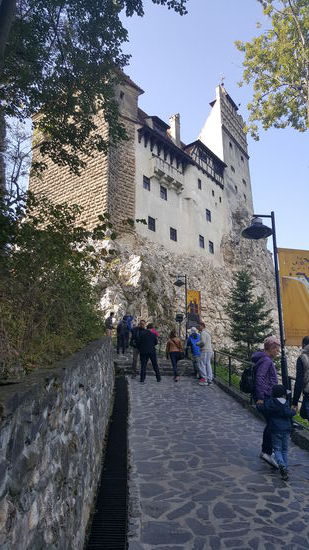 ...mit den vielen anderen Touris. Hauptsächlich Rumänen und Chinesen.