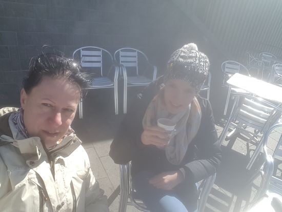 Anschließend genießen wir für unseren Gutschein einen Cappucino