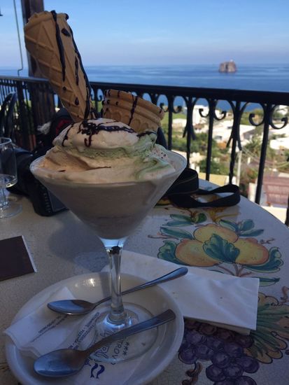 Für Thalia muss es ein echtes italienisches Eis sein...