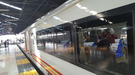 Moderne schöne Züge...