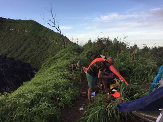 Nach gut 6 Stunden sind wir oben. Einer aus der Truppe ist richtig kaputt: ja- Det coole Björn....er wundert sich immer wieder über mich, wie ich das so schaffe...kommt aus dem Staunen nicht mehr raus...