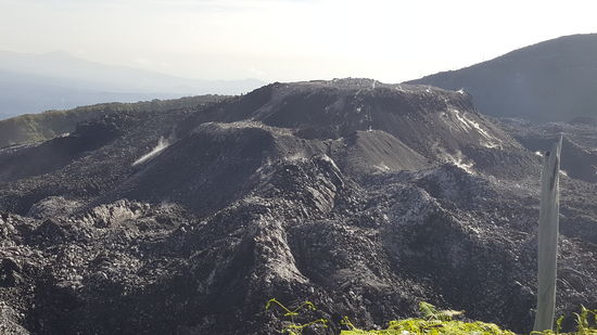 Hier hat man den super Blick auf den Krater