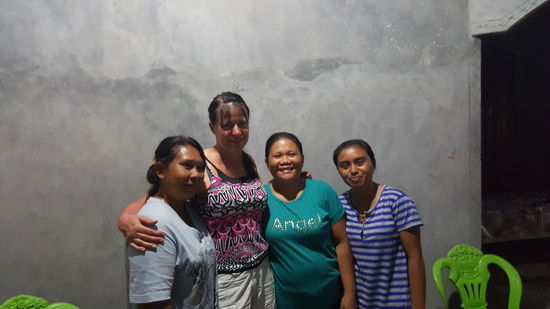 Ich muß wieder unzählige Fotos über mich ergehen lassen