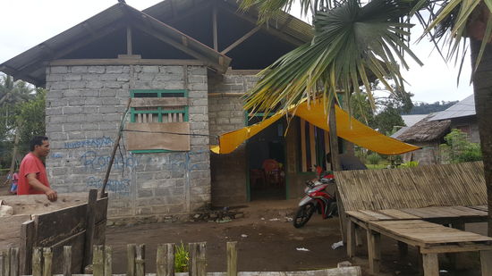 Mal ein paar Bilder damit ihr seht wie die Häuser hier aussehen..