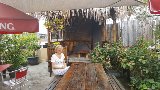 Wir gehen hinauf zur Dachterrasse ...