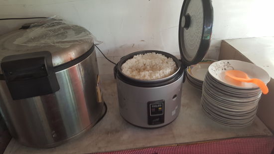 Schöner klebriger Reis...und das Ganze kostet dann so 2 Euro