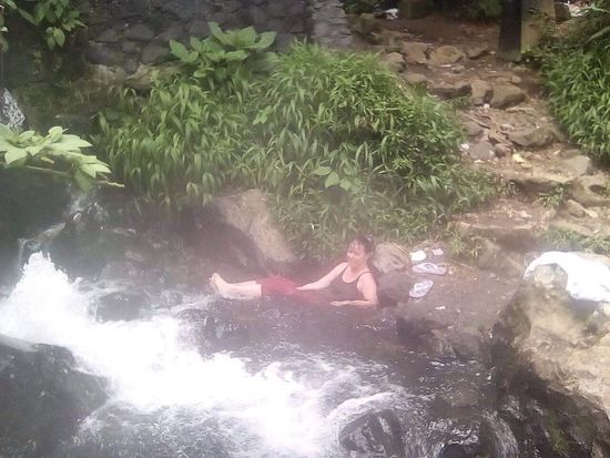 Aber jetzt genieße ich auch ein Bad in den heißen Quellen...