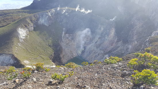 Der Kratersee: unglaublich schön...