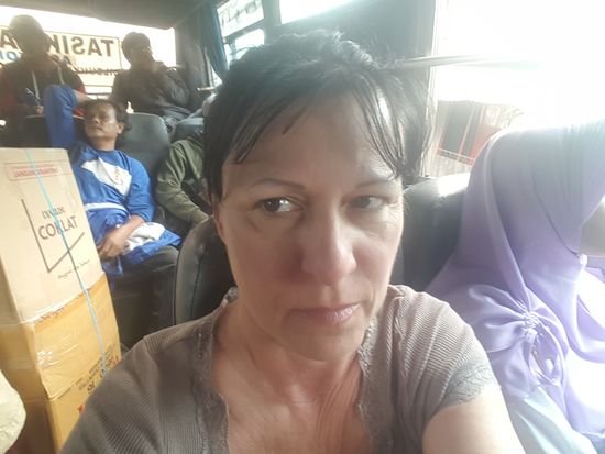 Mal ein Selfie machen, damit ich die hinteren Reihen auch aufs Bild bekomme...