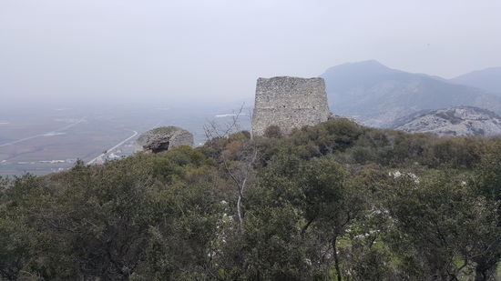 ...und schaue auf die stattlichen Überreste...