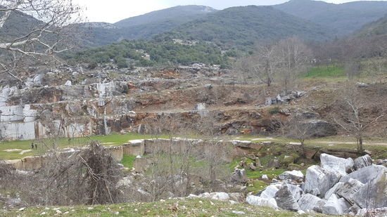 Wieder am Steinbruch..