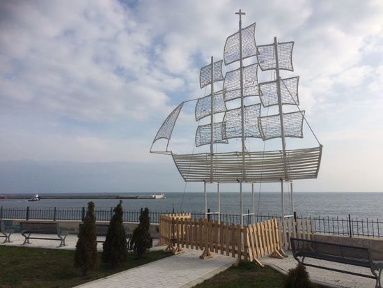 Es sind keine Touristen zu sehen, alles ist leer...