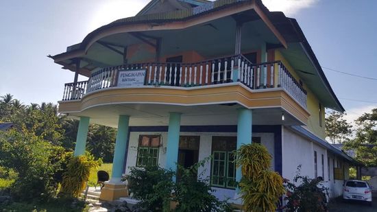 So sieht das „Hotel“ von außen aus. Bintang heißt übrigens „Stern“..