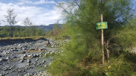„Air Terjun“heißt Wasserfall..