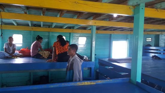 Unter Deck ist schon einiges los..