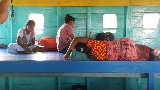 Es wird gegessen, getrunken und geschlafen...