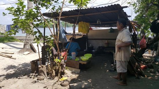 Die provisorische Küche...die richtige ist im Bau...