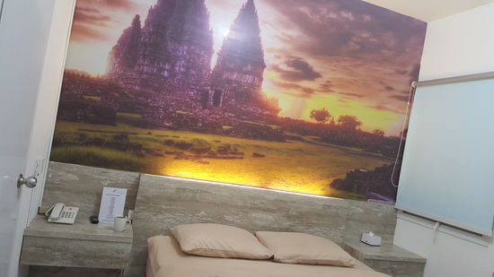 Mein Zimmer sieht auf dem Foto richtig gut aus...