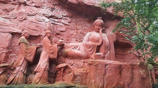 Die ich mir nur von weitem anschaue...