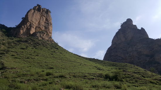 Die Fahrt durch den Canyon bietet immer wieder neuen Augenschmaus