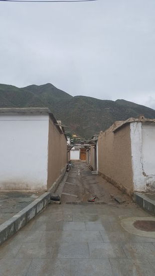 Die Klosteranlage ist wie eine kleine Stadt für sich...