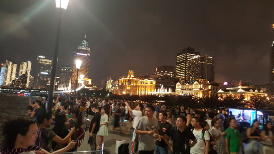 Unglaublich diese Menschenmassen...