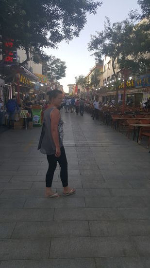 Auf zum Night-market!