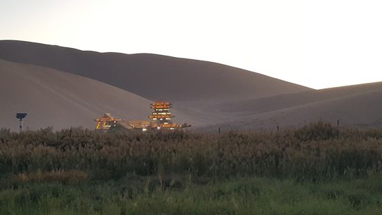 Der Tempel ist jetzt beleuchtet