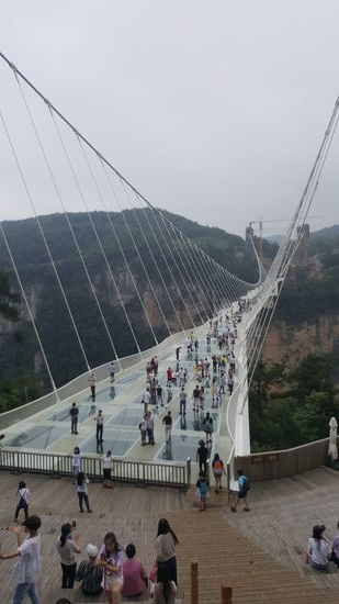 Es ist erstaunlich wenig los hier. Das kennen wir von „Youtube“ anders