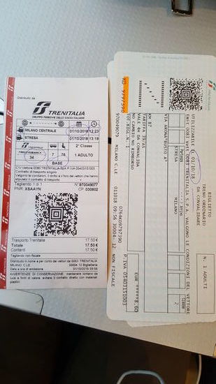 Die Tickets. Die Rückfahrt ist viel billiger als die Hinfahrt.
Für die Rückfahrt haben wir 2 Möglichkeiten: um 17.20 Uhr oder um 19.20 Uhr